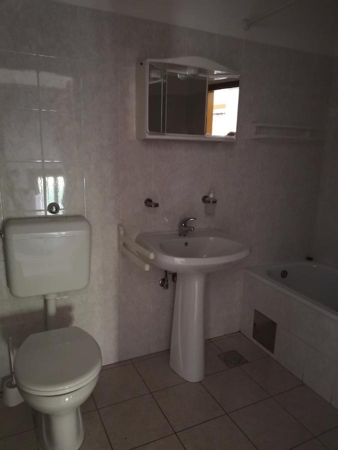 Laura And Nevio Apartments And Rooms 크레스 외부 사진