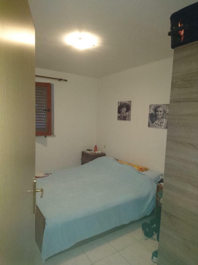 Laura And Nevio Apartments And Rooms 크레스 외부 사진